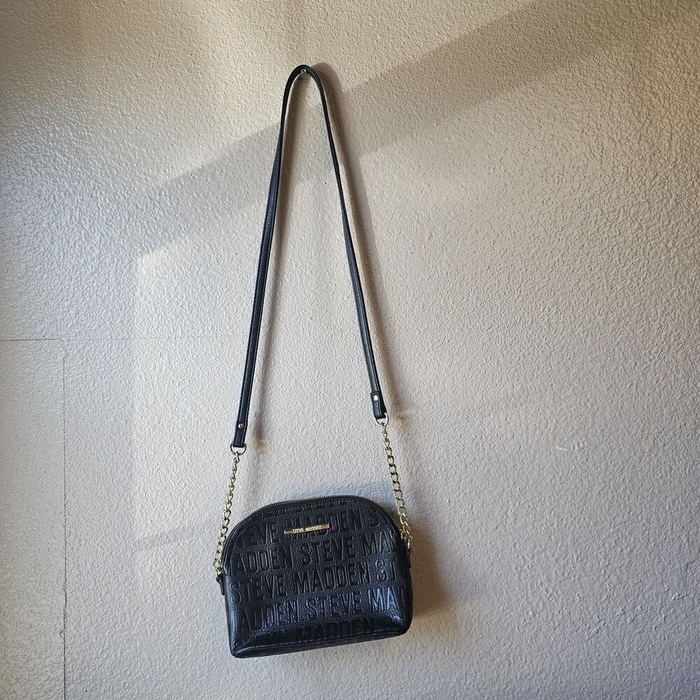 Steve Madden Black Embossed Logo Crossbody Bag Gold Chain Strap Trendy Purse